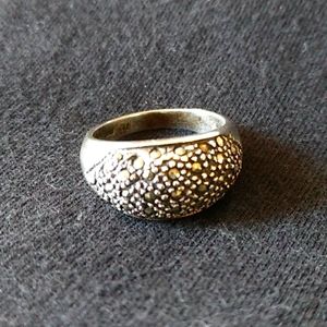 Vintage Silver Ring w Facetted Genuine Marcasite Gemstones Dome Ring 6